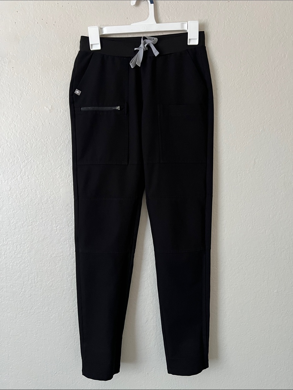 EUC FIGS Yona Scrub Pants *Discontinued* PO#1505 Black Size XXS
